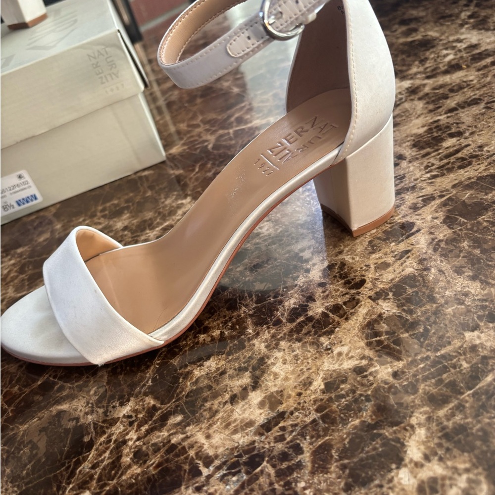 Naturalizer Elegant White Ankle Strap Heels - Picture 4 of 4